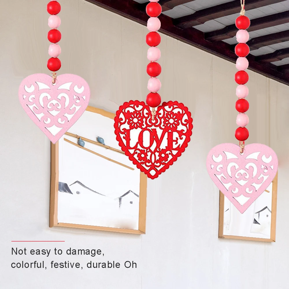 

Wooden Beads Decorated on Valentine's Day Heart Shaped Wall Hanging Beaded Wreath Wedding Anniversary Party Gift Ornaments