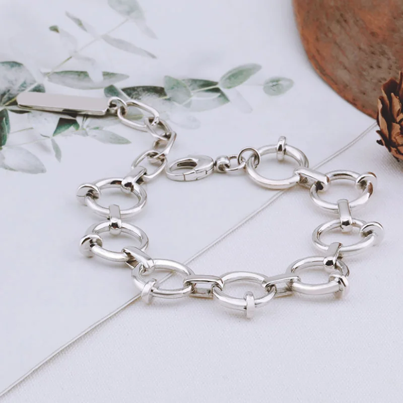 

Real 925 Sterling Silver Simple Fashion Fashion Circle Personality Niche Design Buckle Ring Bracelet Exquisite Gift Jewelry