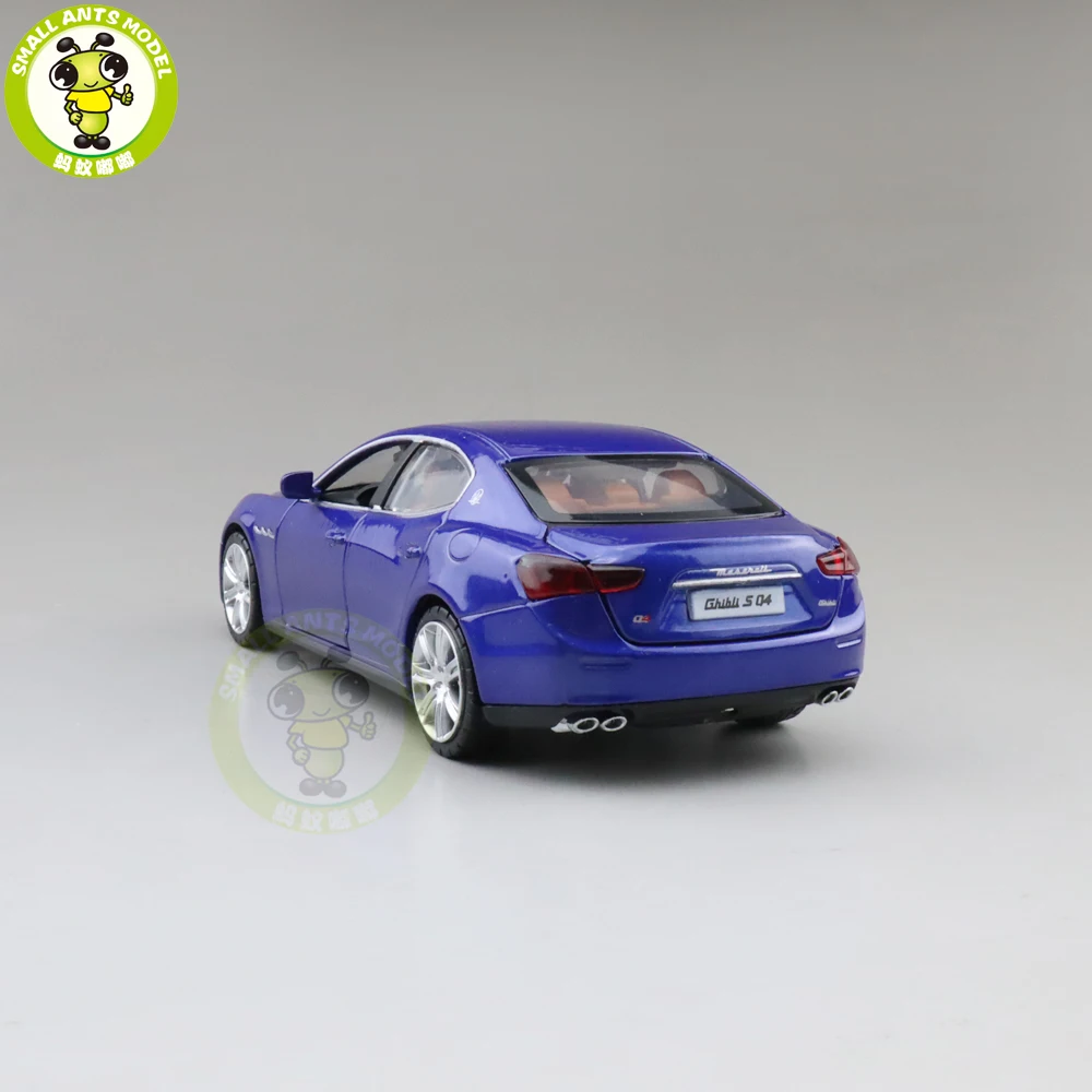 1/32 Maserati Ghibli литая под давлением Модель автомобиля игрушки для детей мальчиков и девочек Подарки звуковое освещение Вытяните назад