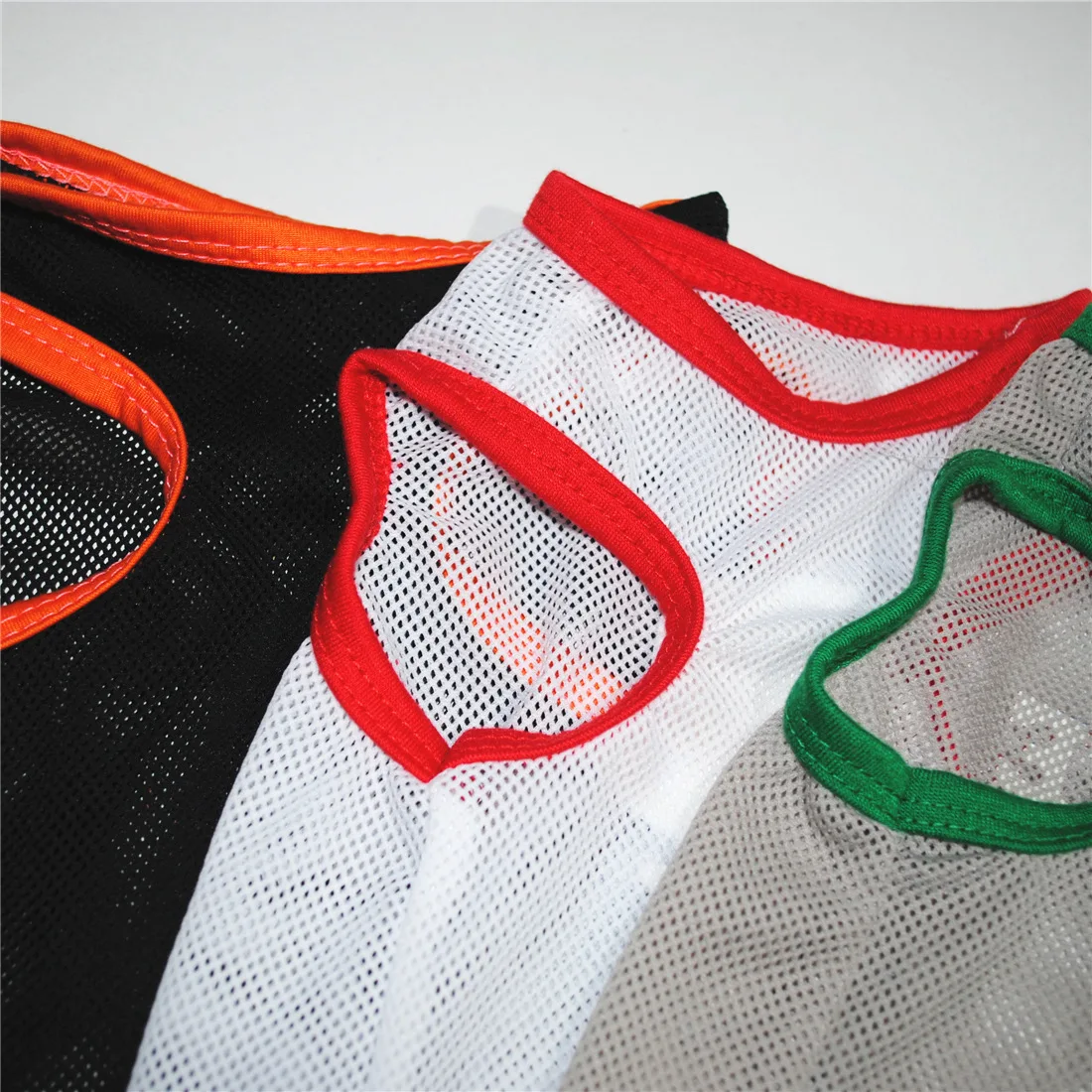 

2021 new Dog clothes for small dogs Clothing cats chihuahua french bulldog T-shirt supplies Puppy summer Breathable mesh vest no