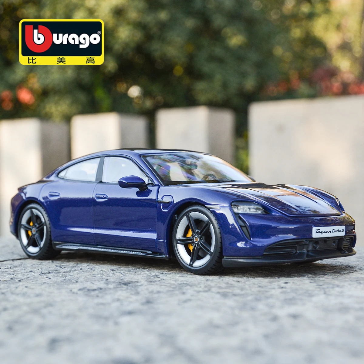 Bburago 1:24 Porsche Taycan Turbo S спортивный автомобиль статический литой автомобиль Коллекционная модель автомобиля игрушки