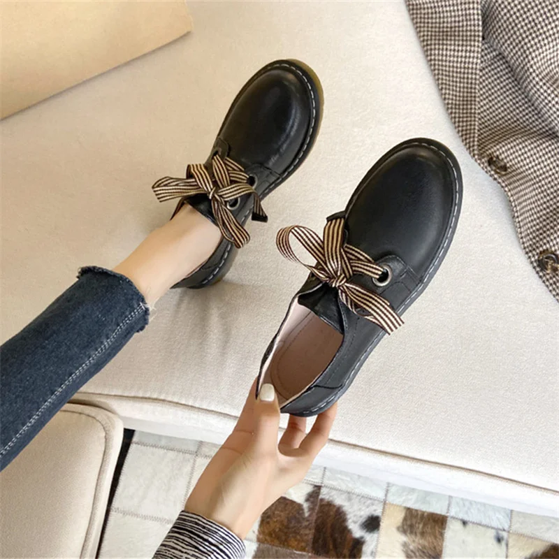 British Style Retro Leather Shoes Women's Autumn Versatile Lefook Shoes Women's Flat Bottom Thick Heel Big Size Shoes Flats