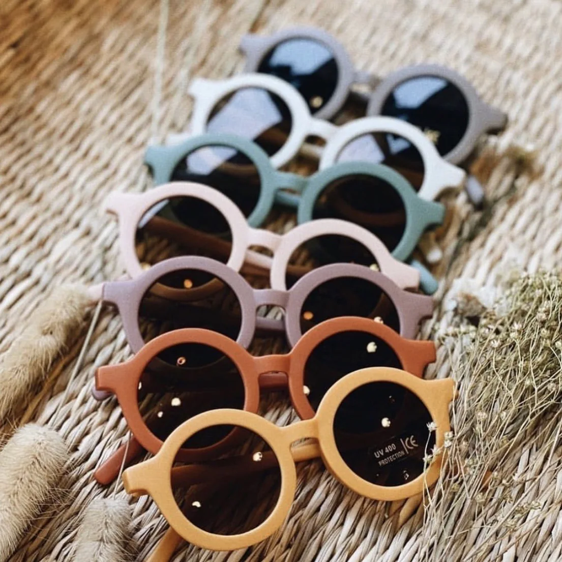 

Summer Children's Infant's Retro Solid Color Cute Outdoor Beach Protection For Kids