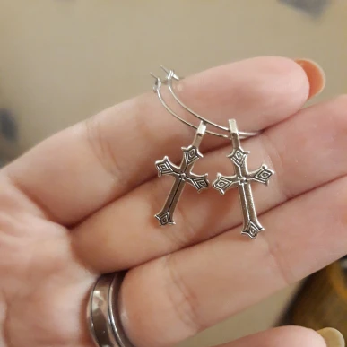 Горячая Распродажа модные виде незаполненного круга крест серьги для женщин