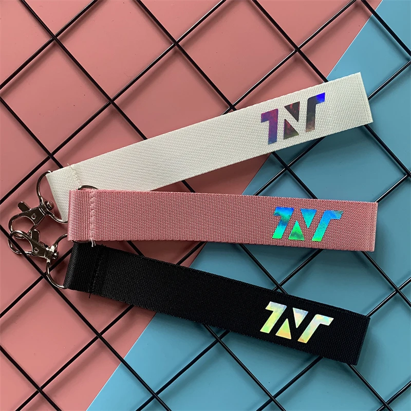 

KPOP Teens In Times TNT Laser LOGO Rope Pendant Keychain Keyring Song Yaxuan Ma Jiaqi Phone Bag Accessories Fans Gifts M20