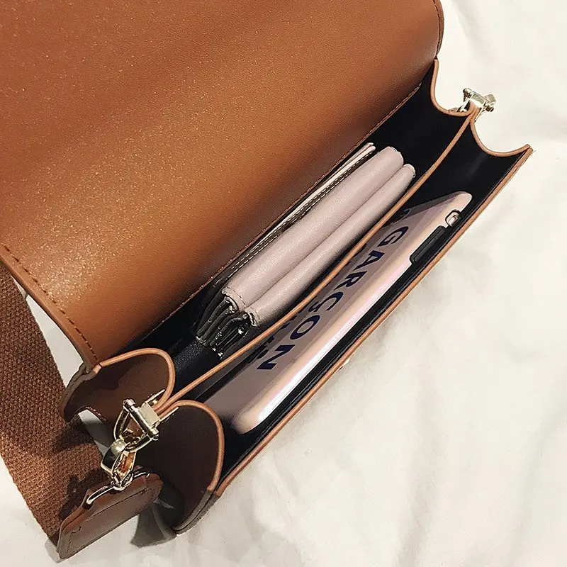 

Pure color ladies shoulder bag metal sequins 2021 luxury design comfortable shoulder strap party girl cosmetic bag messenger bag