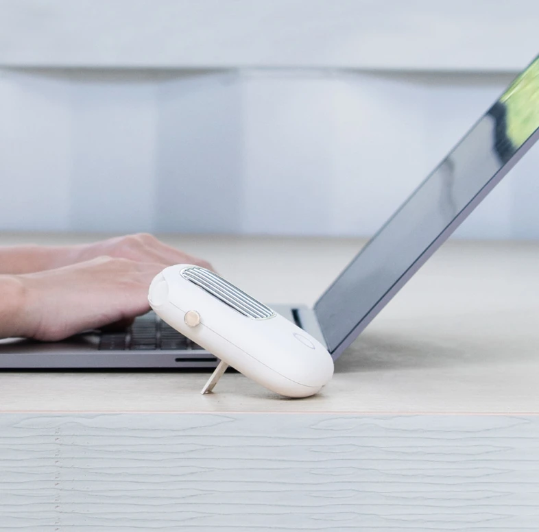 

2021 new neck fan lazy sports outdoor portable mini desktop fan creative usb pocket fan