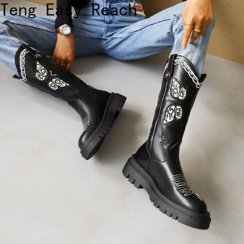 

2022 Women's Boots New Platform Punk Style Boots Woman Casual Shoes Fashion Butterfly Embroidered Leather Western Cowboy Boots