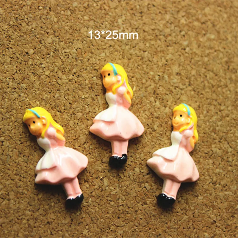 

10pcs Kawaii Mini Girl Home Micro Fairy Garden Figurines Miniatures Home Garden Decoraion DIY Accessories,13*25mm