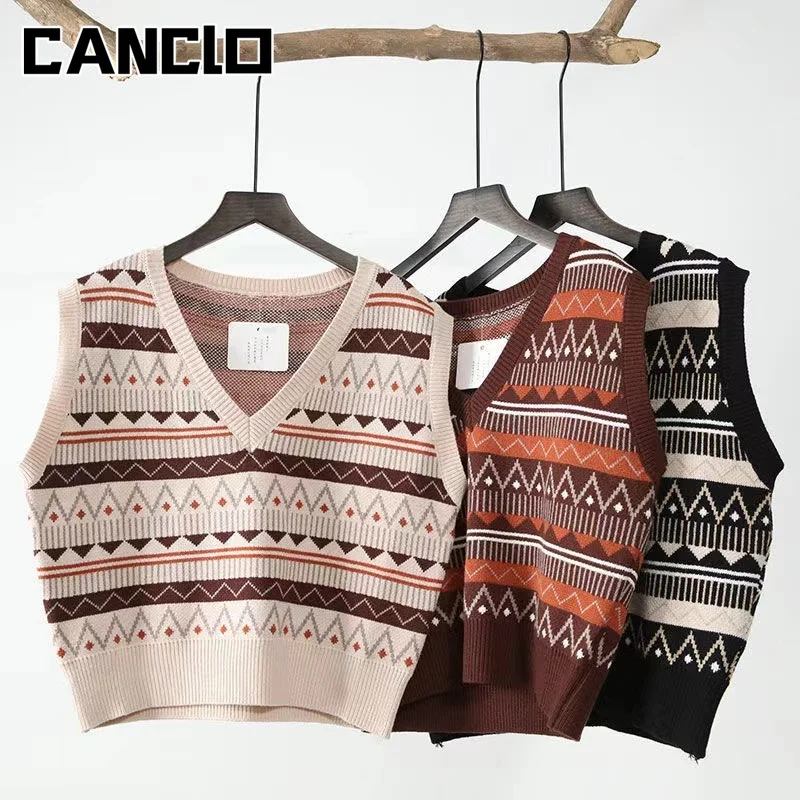 

Fall Winter 2021 Woman Fashion Geometric Pattern Sweater Vest Y2k Aesthetic Vintage Knitted Pullover Tank Top Female Clothing