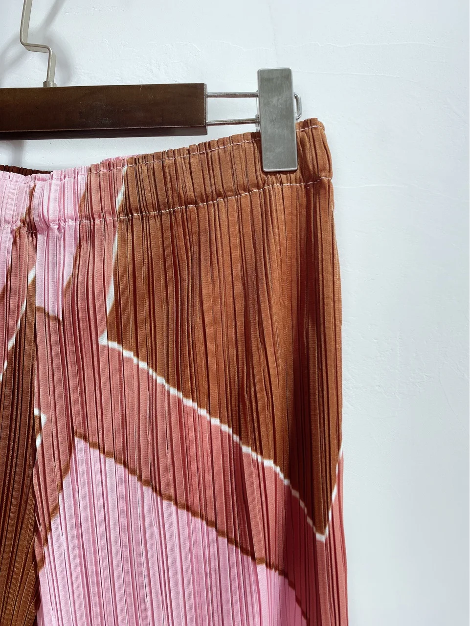 HOT SELLING miyake  geometry print pleated  straight pants  IN STOCK