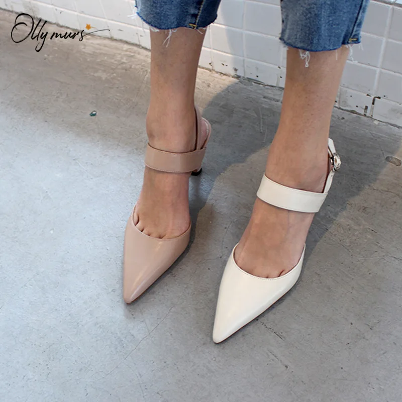 

Women's Shoes