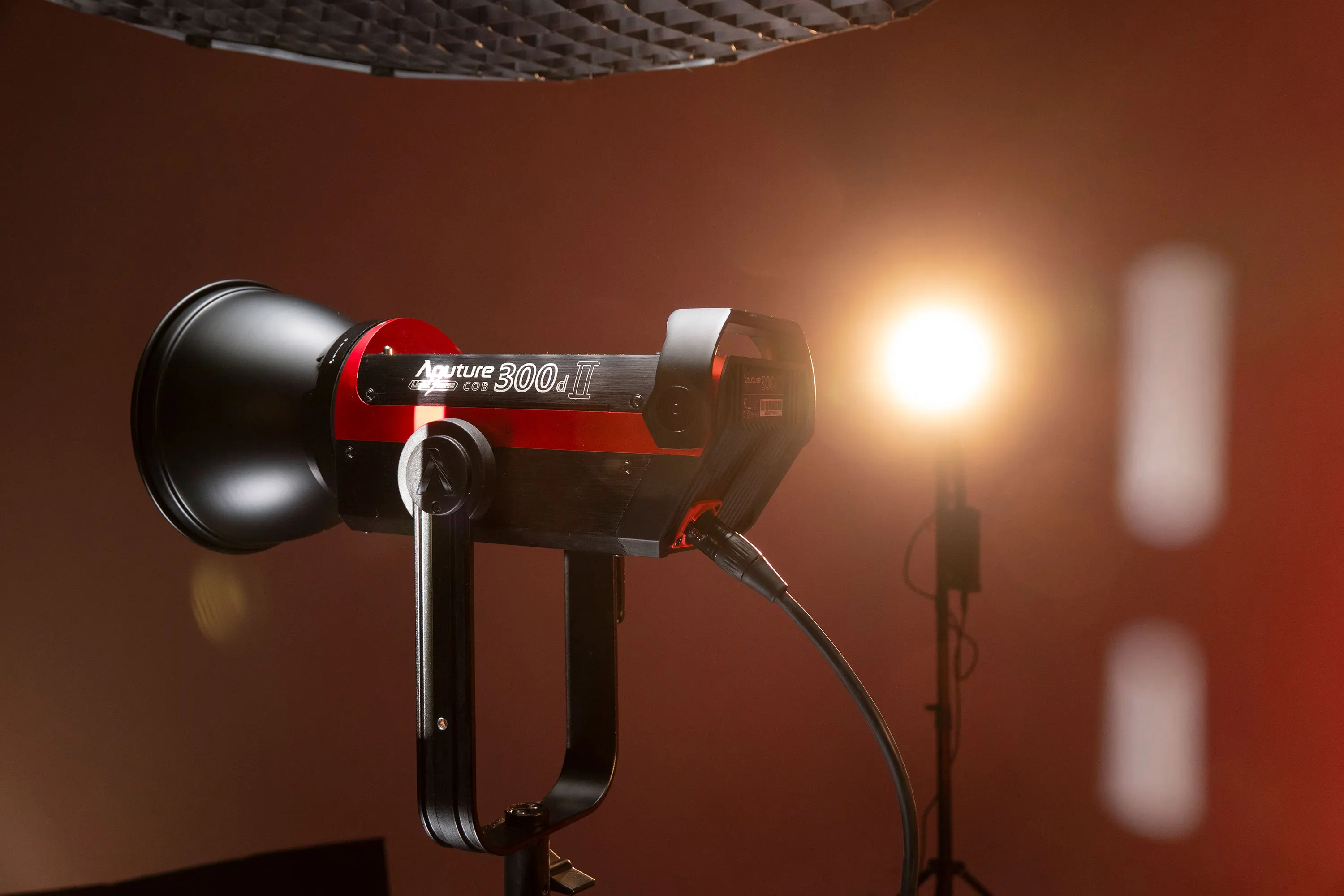 Aputure LS C300d 2 300d II светодиодный светильник для видеокамеры COB светильник 5500K дневной светильник Bowens студийный светильник для фотографии светильник ing фото светильник