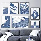 Абстрактные винтажные картины на холсте с изображением голубого моря обнаженной девушки, постеры и принты для декора гостиной