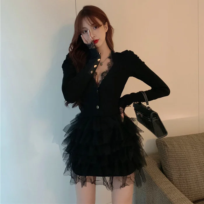 

Autumn Sexy Style V-neck Lace Puff Sleeve Skirt Slim Cake Dress Rac