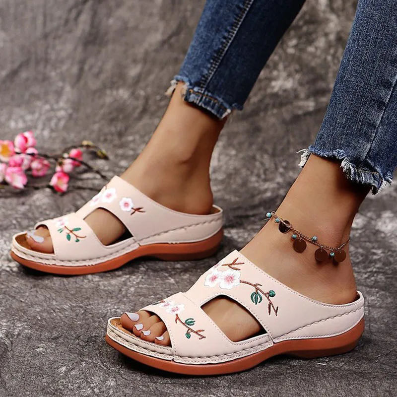 Women's slippers Fish Mouth Hollow Breathable Wedge Sandal Shoes Casual Fashion Comfortable Indoor Slippers Outdoor Beach Shoes