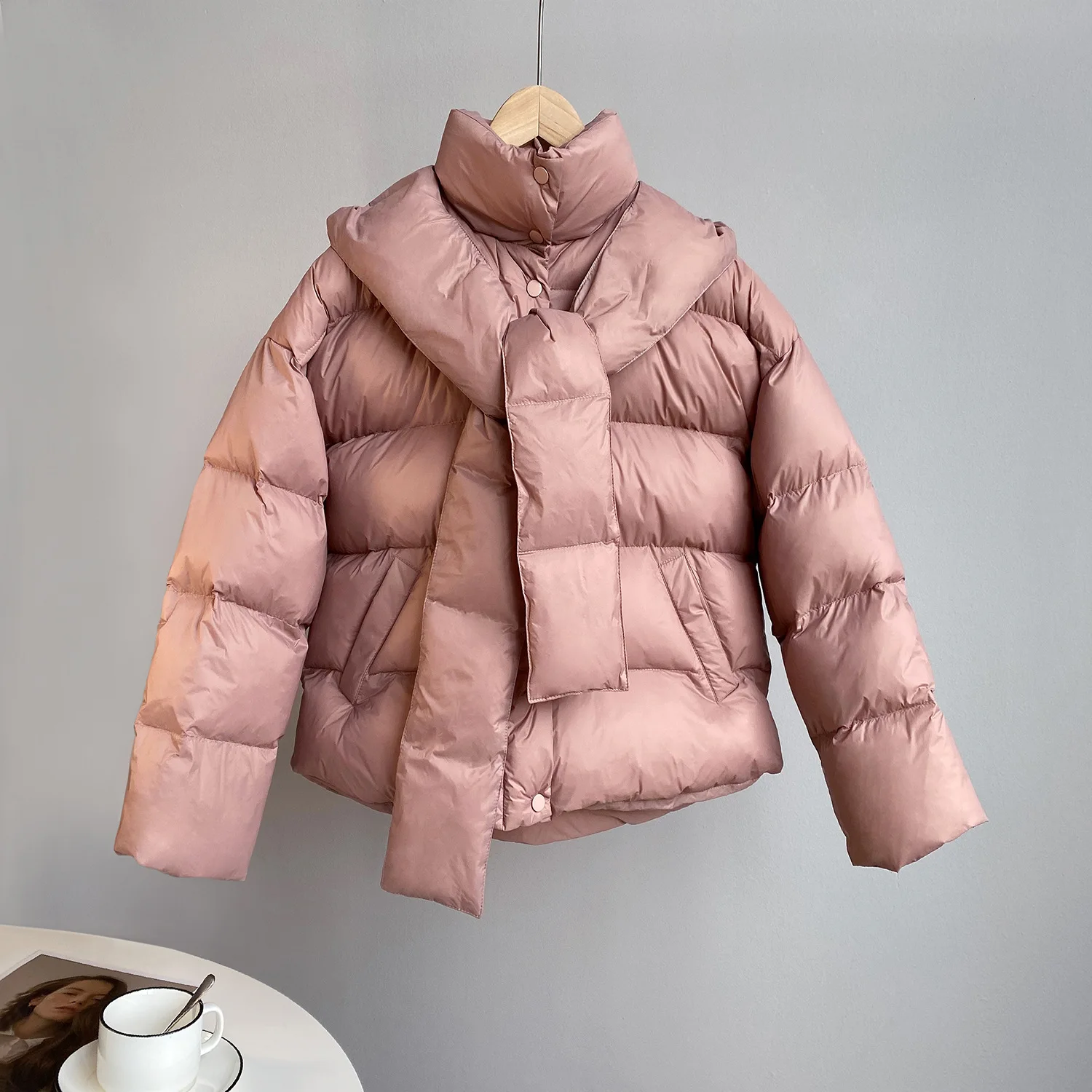 

2020 Winter Elegant Women Puffy Parka Coat Thick Hooded Solid Color New Cotton Pink Blue White Coat