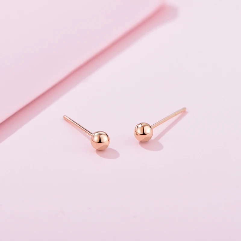 Мода Один Круглый Бисер Розовое Золото Покрытие Модные Маленькие Светящиеся Серьги-гвоздики для Женщин Свежие Гипоаллергенные Элегантные Украшения.