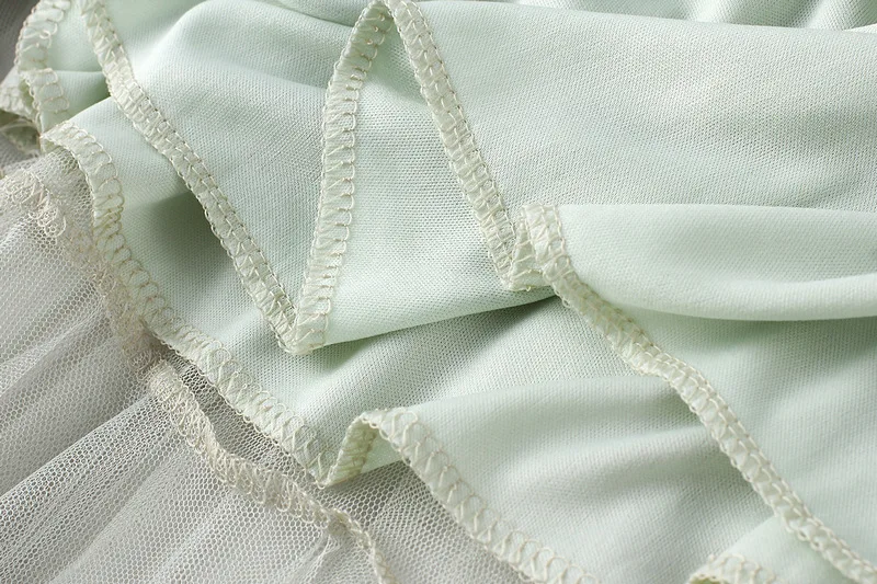 

Half-length Skirt Autumn and Winter Women's Mid-length A-line Skirt Fluffy Gauze Skirt Mesh Fresh and Irregular Pleated Skirt