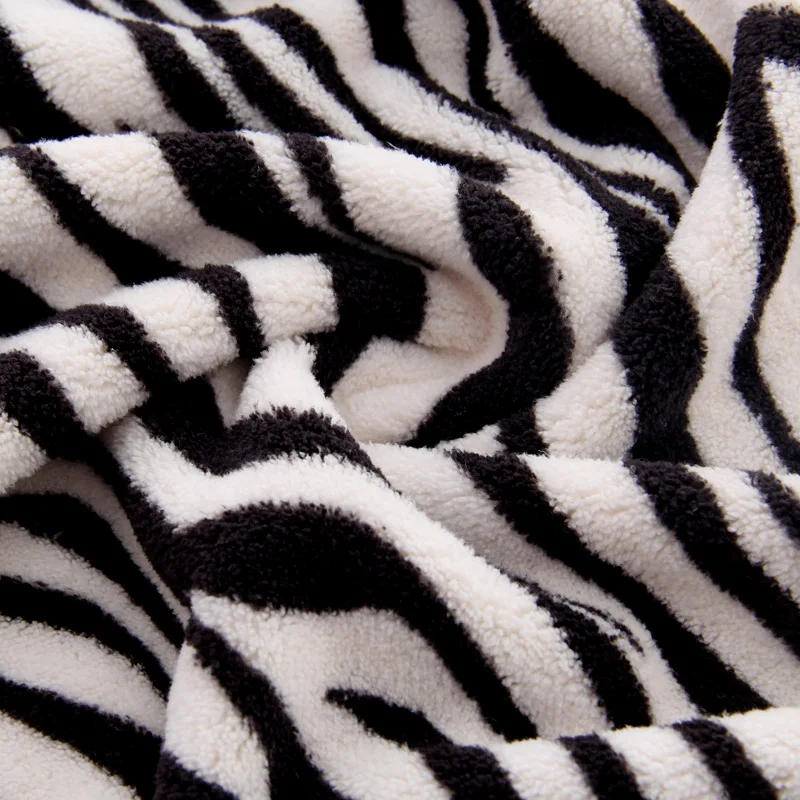 Комплект банных полотенец из кораллового флиса для взрослых быстросохнущее