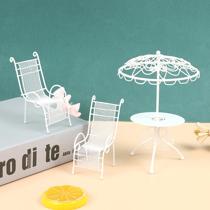 

3Pcs/Set 1/12 Scale White Round Table Chairs Furniture Set for Dollhouse Balcony Garden Simulation Toys for Baby Kids