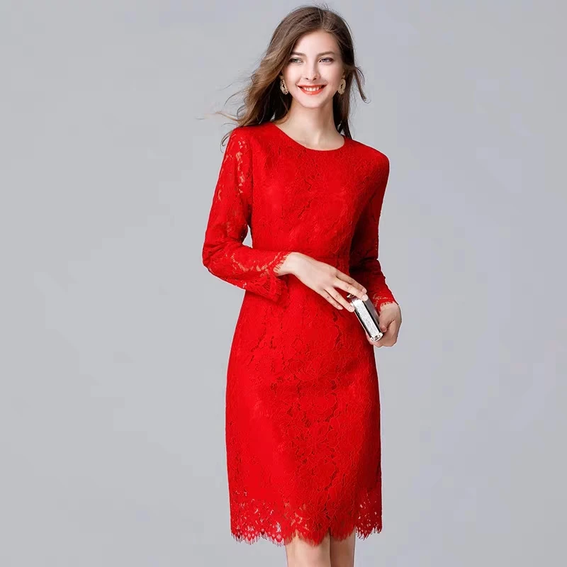 Женское Красное Кружевное облегающее платье с цветочными кисточками для