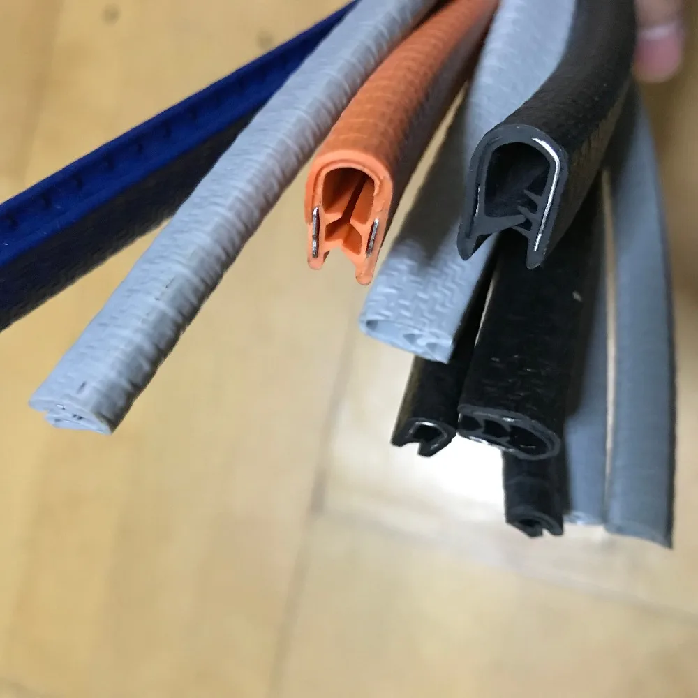 Уплотнительная лента для автомобильной двери U-образной формы ПВХ 1 м |