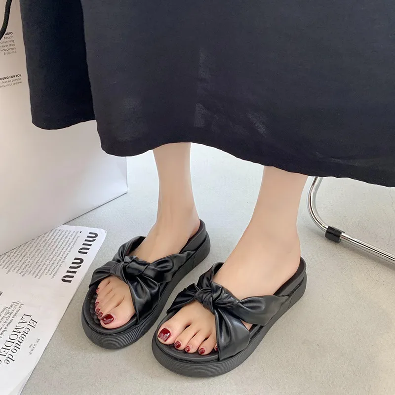 

Flat Shoes Female Med House Slippers Platform Slipers Women Slides Fashion Soft Summer 2021 Luxury Beach Rome PU Basic Concise