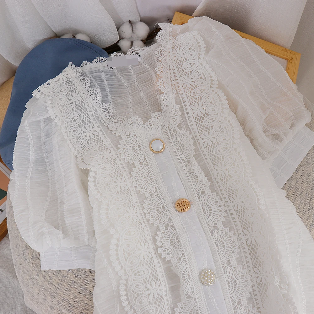 

Princess Style Elegant V-Neck Solid Color Ruffled Cardigan Women Drilling Buckle Loose Stitching Lace Puff Short Sleeve Shirt