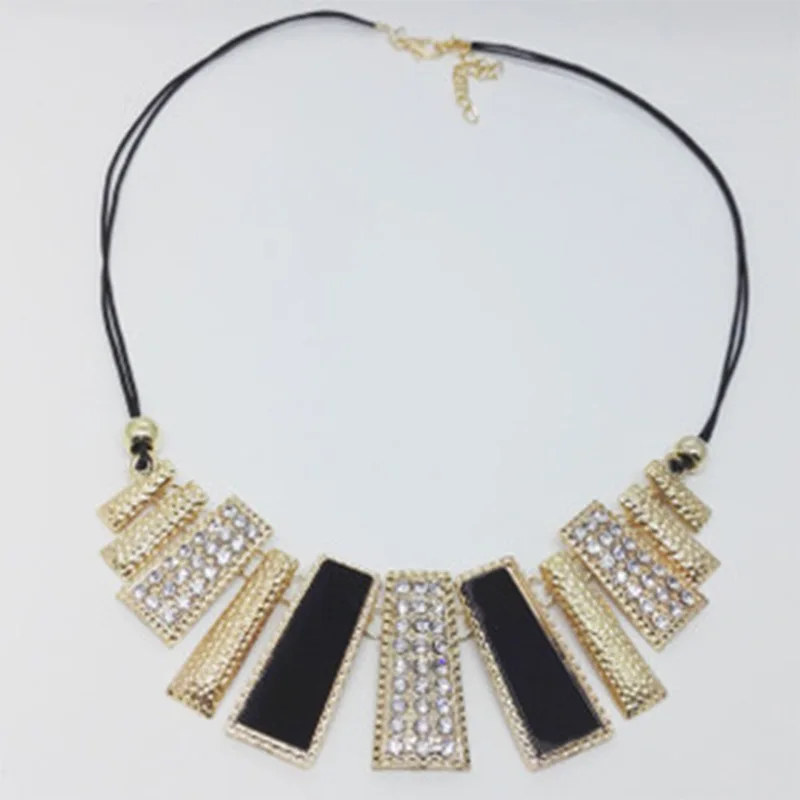 

Exaggerated Necklace geometric leather rope necklace Korean clavicle chain women's short necklace multicolor inlaid with diamond
