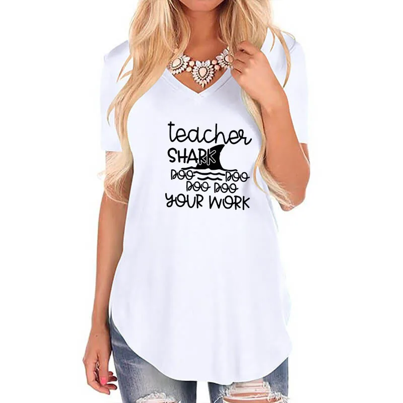 Футболка женская с V образным вырезом и принтом в виде букв акулы|Футболки| |