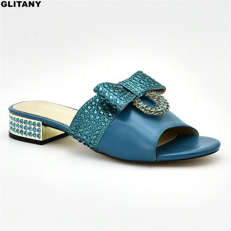 Новинка Модная женская летняя обувь Женская свадебная Женские модельные туфли с