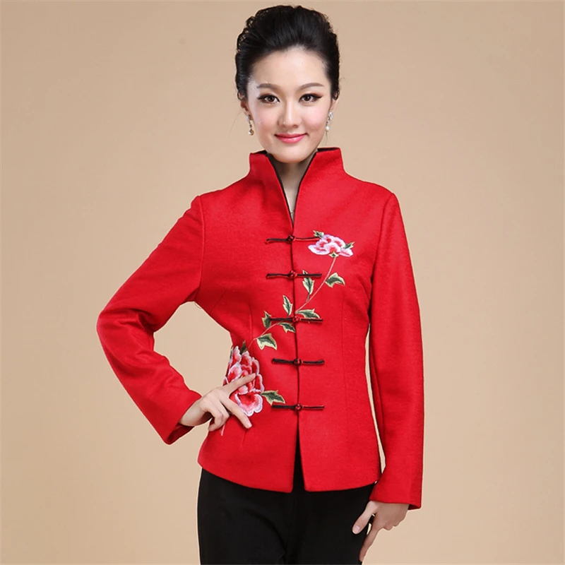 

Middle-aged and old women's mother dress Tang suit ladies wear improved retro casual woolen embroidery disk buckle