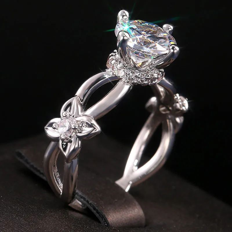 

2020 Luxury Women's Flower Ring Vintage Hollow Round Zircon female Engagement Wedding Rings Jewelry Gift