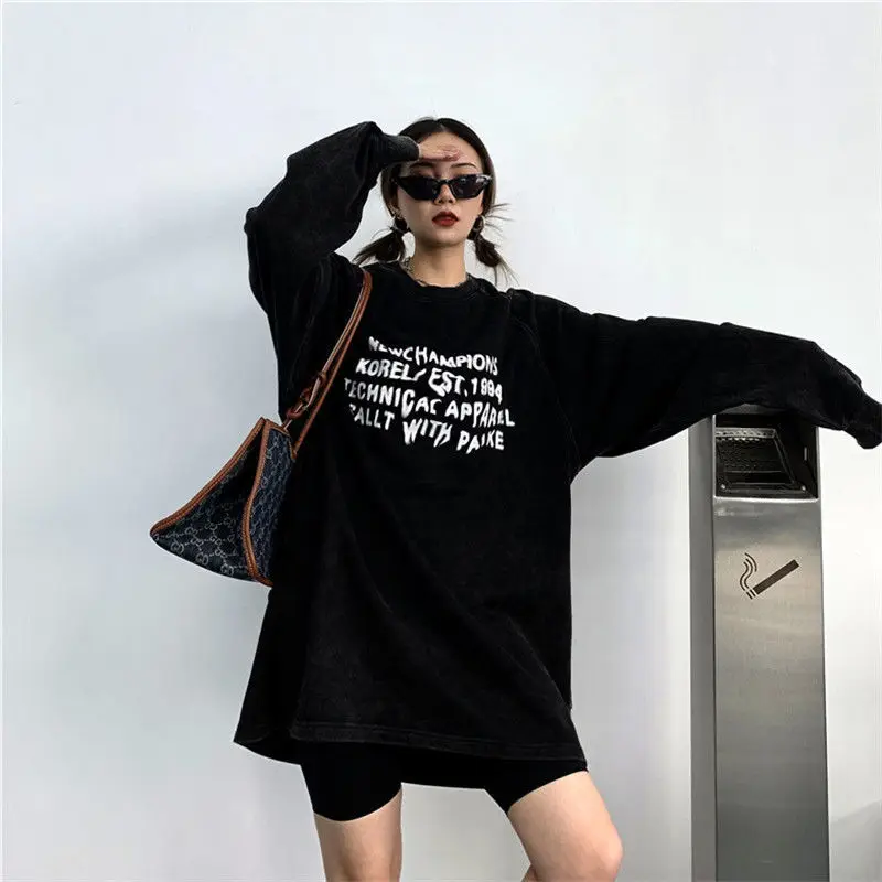 

Autumn Black Oversize T-shirt Women Harajuku Style Loose Long Sleeved Tops Chic Vintage Letter Print Tee Female
