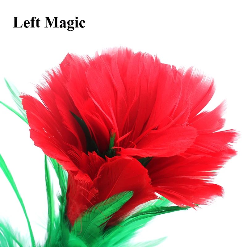 Волшебные фокусы один цветок-четыре перьевые цветы появляющиеся на сцене