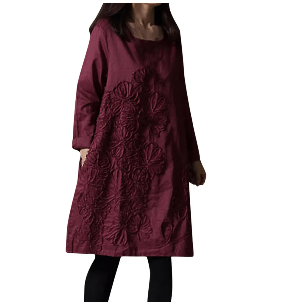 Льняное свободное платье с вышивкой и длинными рукавами женское элегантное