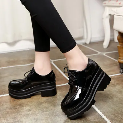 

Trifle-soled small leather shoes women's 2021 new spring Korean version of the wild fashion platform flat shoes women's shoes