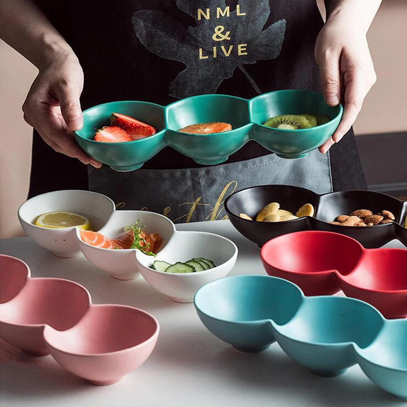 

Kitchen accessories dessert plate fruit breakfast plate Children's tableware ceramic Ceramic round bowl home kitchen storage