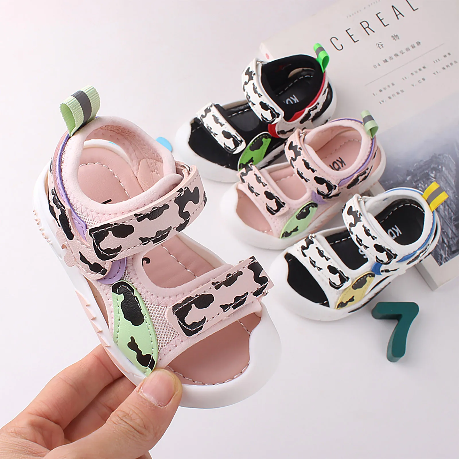 

Toddler Summer Sandals Children Cow Pattern Non-slip Beach Shoes Soft Sandalias Босоножки Для Девочки Chaussure Fille Durable