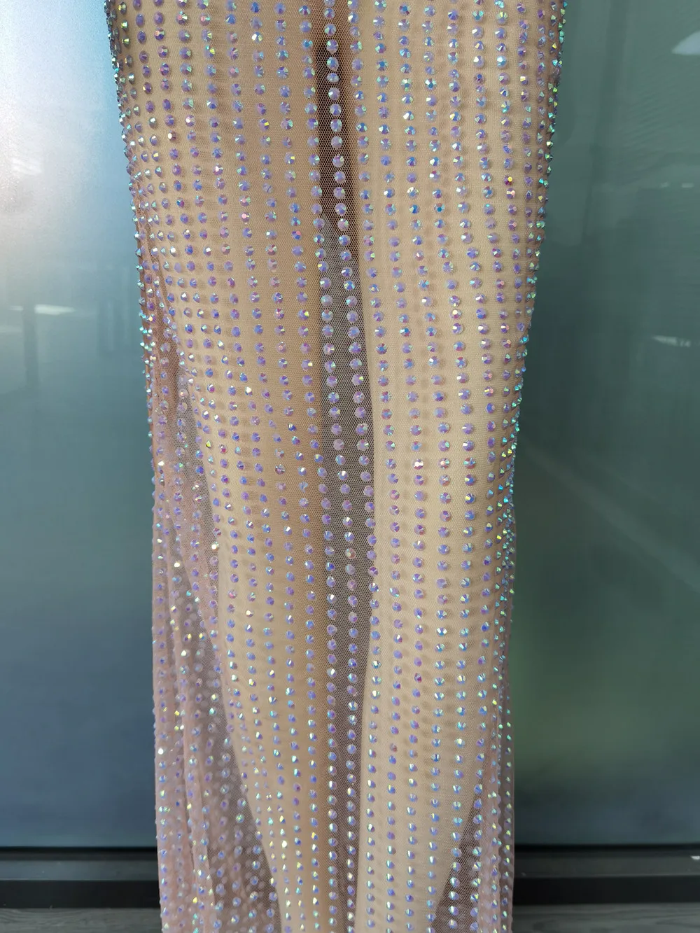 Женское прозрачное вечервечерние платье с перчатками облегающее платье-стразы