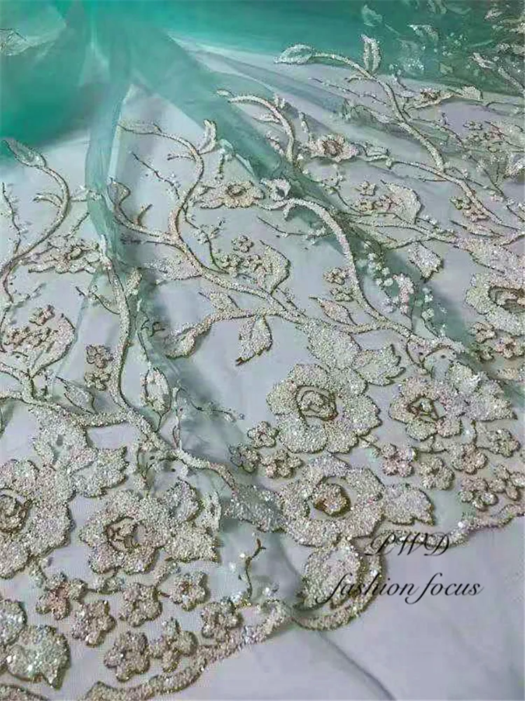 Светло зеленый белый цветок блёстки склеенные блеск французский чистая ткань