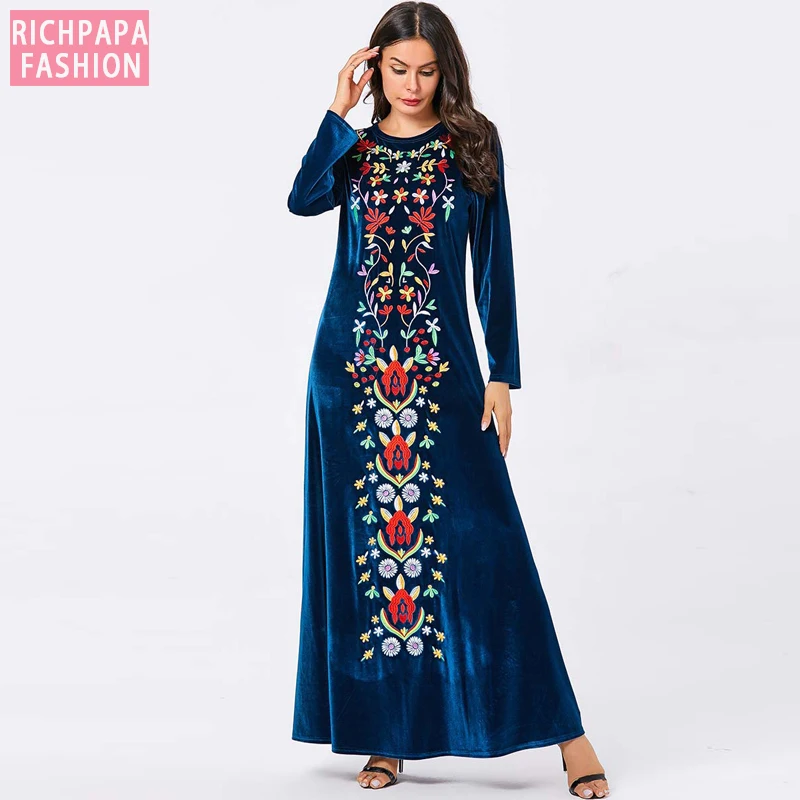 Женское зимнее длинное бархатное платье с вышивкой | Женская одежда