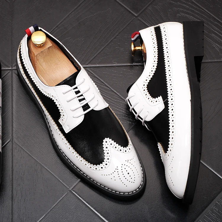 

New Vintage Men luxury Designer gentleman Brogue black with white colors oxfords Dress shoes Male Wedding prom Formal Shoes