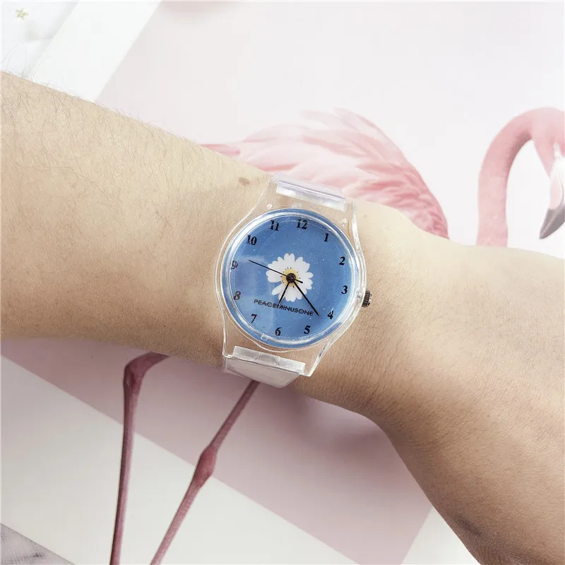 

2020 Small Daisy Elegant Flower Watch Ladies Fashion Casual Quartz Watch Simple Ladies Clock Gift Simple Small