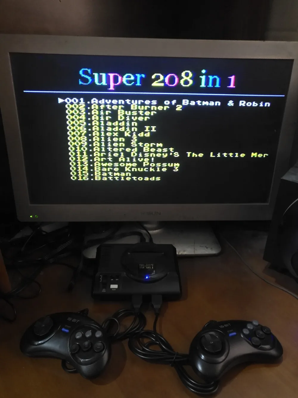 Новинка Ретро Мини ТВ Видео игровая консоль для sega MegaDrive 16 бит игры с 208 различных встроенных игр два геймпада AV Out