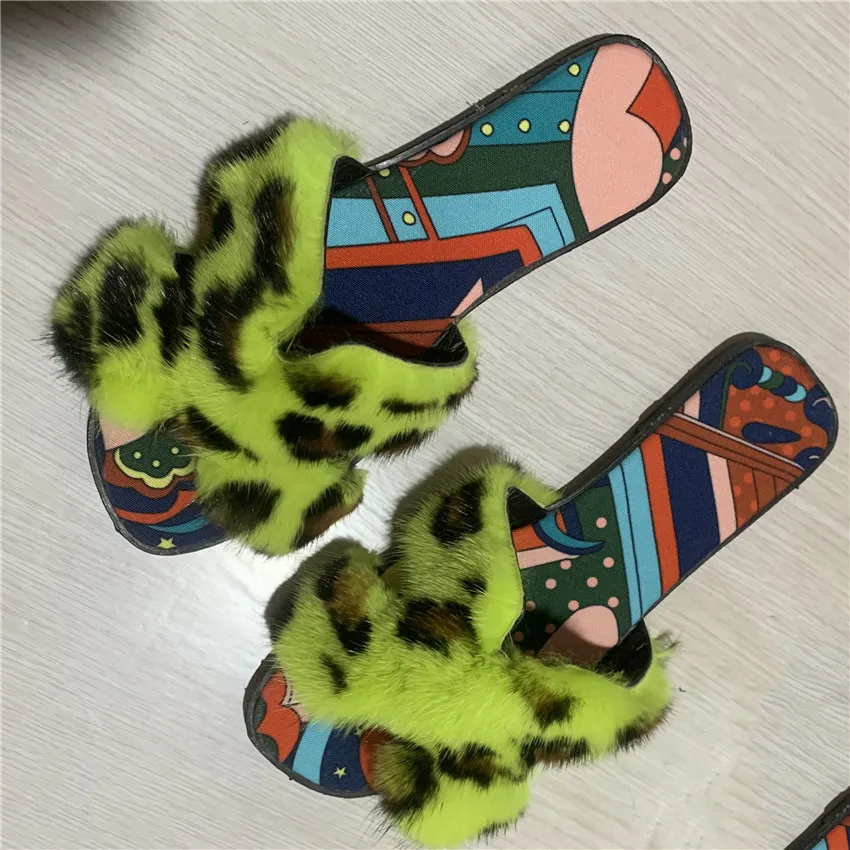 

2021 Summer Fashion Sandals Women's Shoes Summer Sandals Slippers Indoor Outdoor Flops Beach Shoes Women Slippers