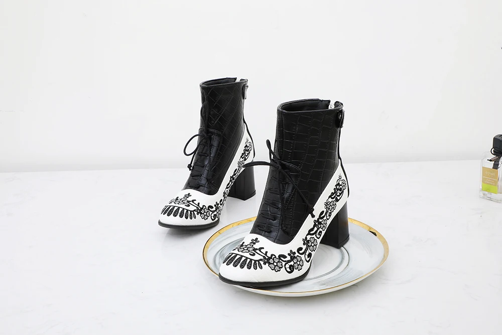 Retro Printed Booties Leather Women Ankle Boots Embroidery High Heels Casual Woman Shoe Zipper Vintage Female Footwear Boot 37