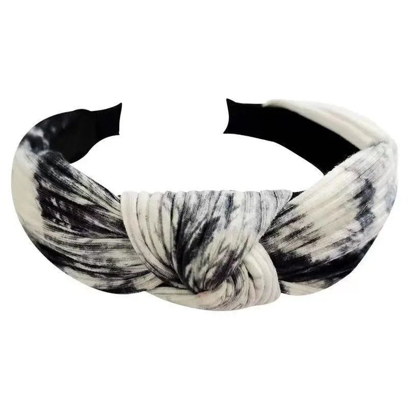 Рисунок 3 - Женская хлопковая повязка на голову в полоску