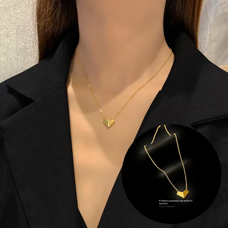 

Fashion Tiny Heart Dainty Initial Necklace Gold Silver Color Letter Name Choker Necklace For Women Pendant Jewelry Gift
